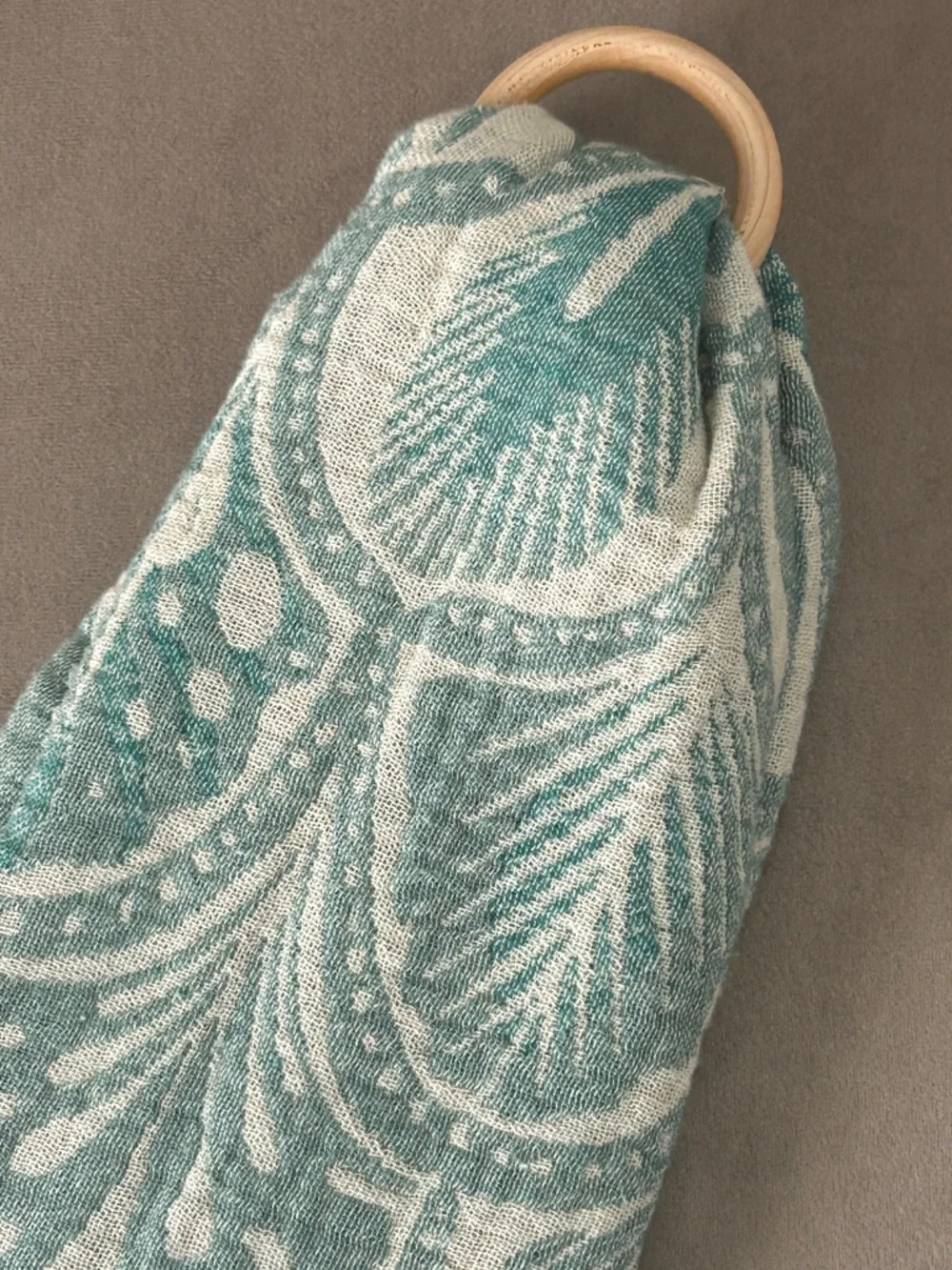 Succulent Bath Beach Towel in Teal Green Ecru White Modern Woven Design 38 x 72 - Picture 3 of 16
